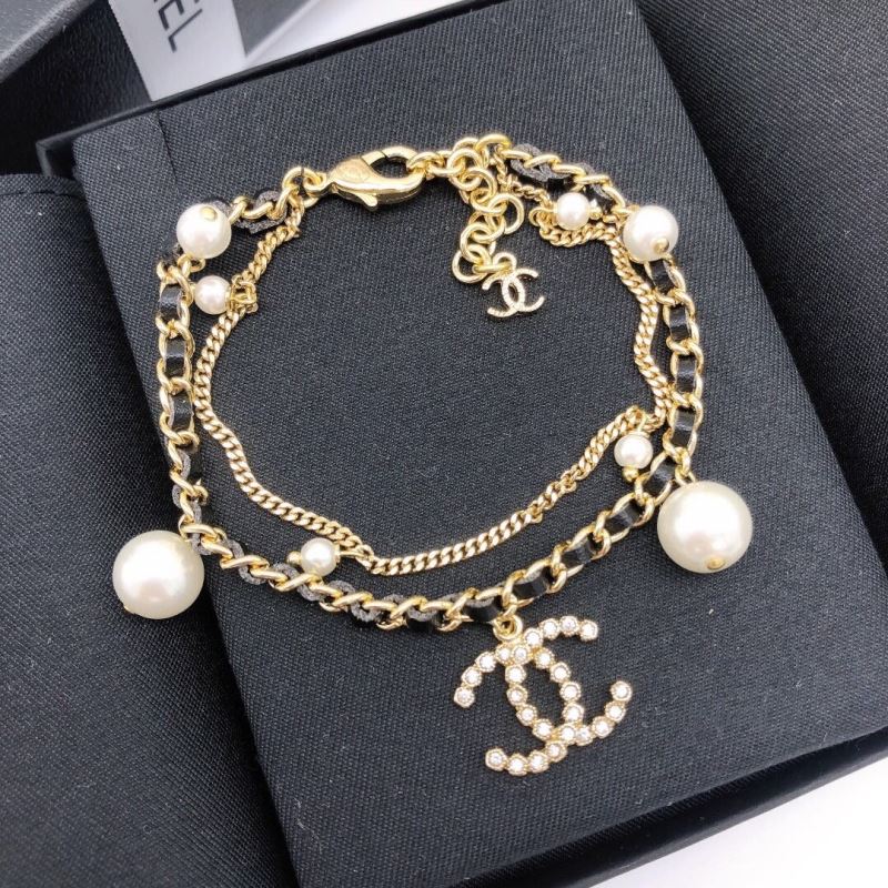 Ch**el necklaces